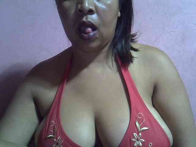 bigass-tits webcam