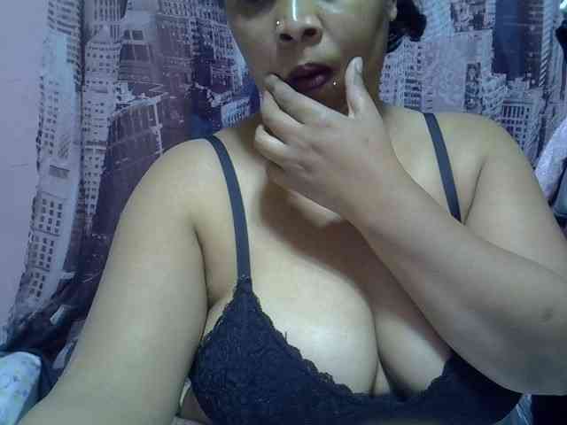 bigass-tits webcam