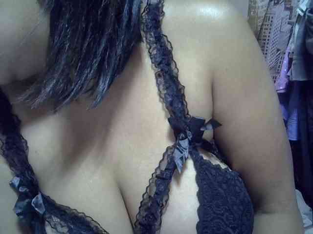 bigass-tits webcam