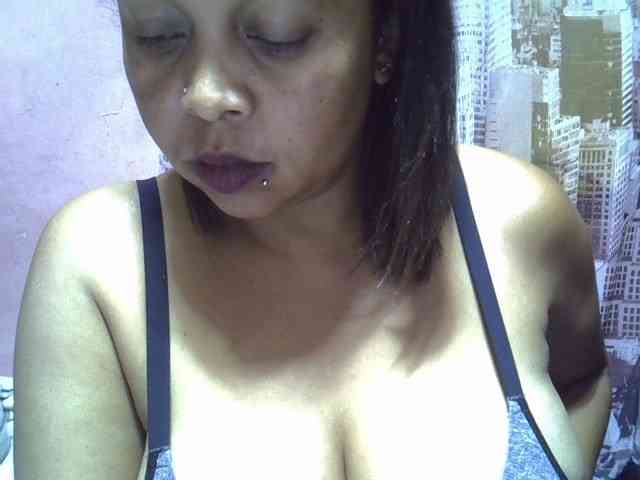 bigass-tits webcam