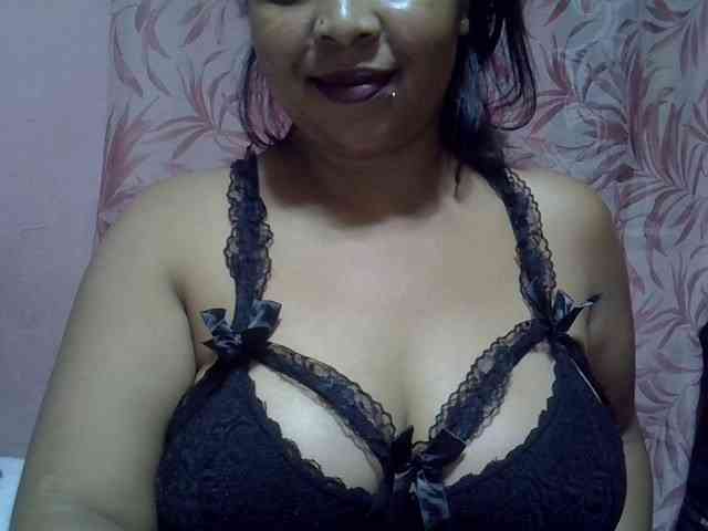 bigass-tits webcam