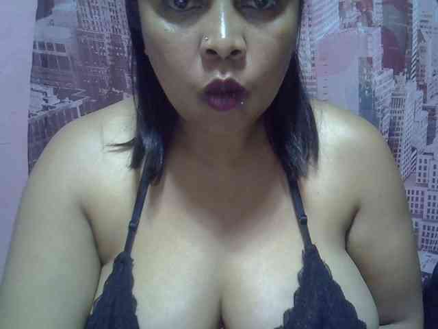 bigass-tits webcam