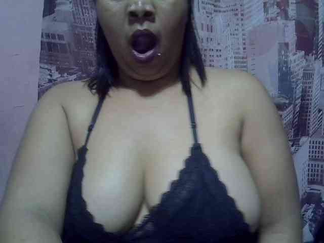 bigass-tits webcam