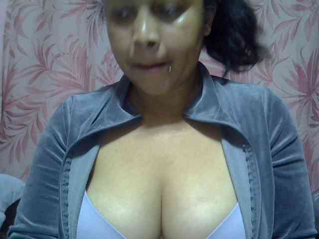 bigass-tits webcam