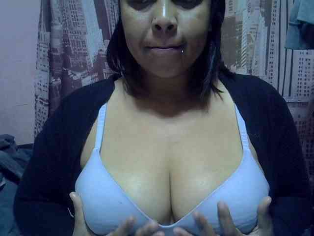 bigass-tits webcam