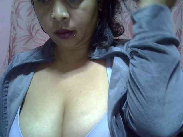 bigass-tits webcam