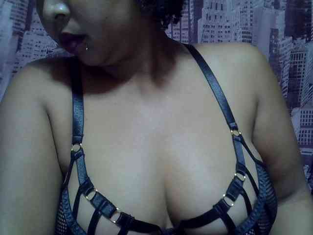 bigass-tits webcam