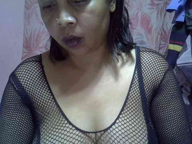 bigass-tits webcam