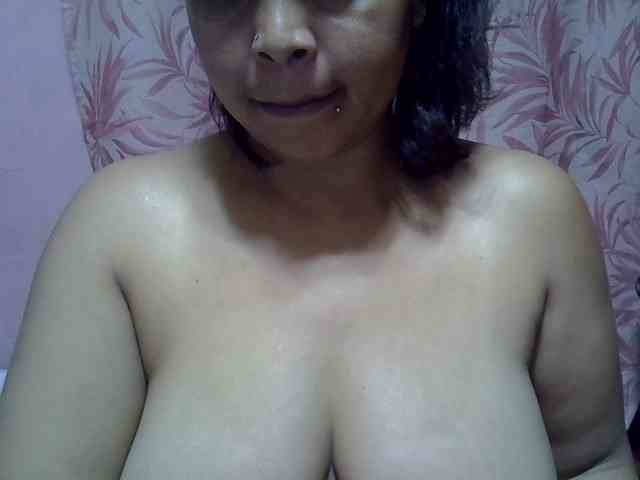 bigass-tits webcam