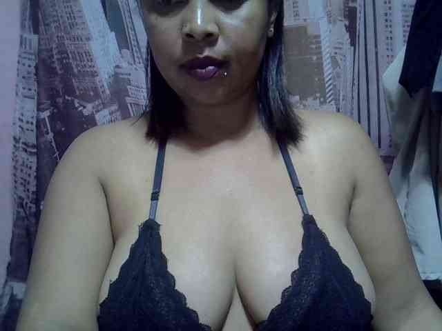bigass-tits webcam