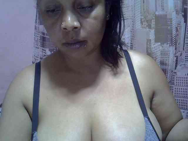 bigass-tits webcam