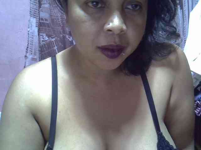 bigass-tits webcam