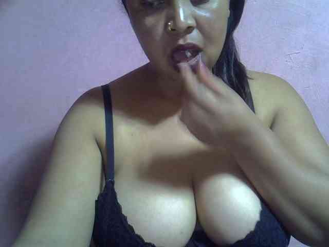 bigass-tits webcam