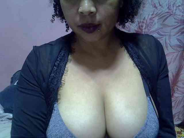 Modèle: bigass-tits