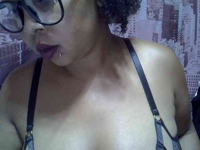 bigass-tits webcam