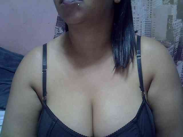 bigass-tits webcam