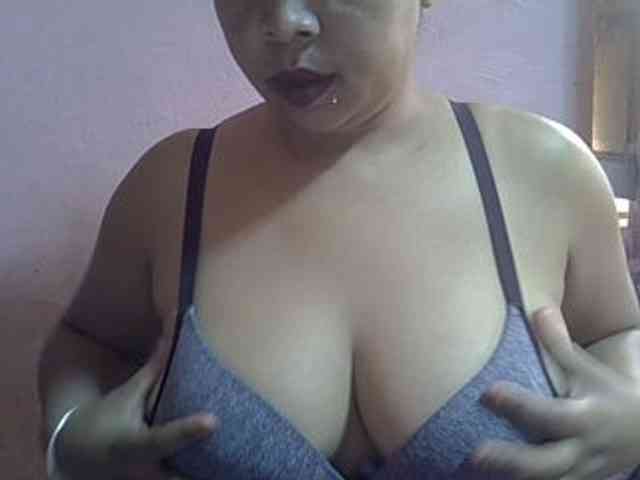 bigass-tits webcam