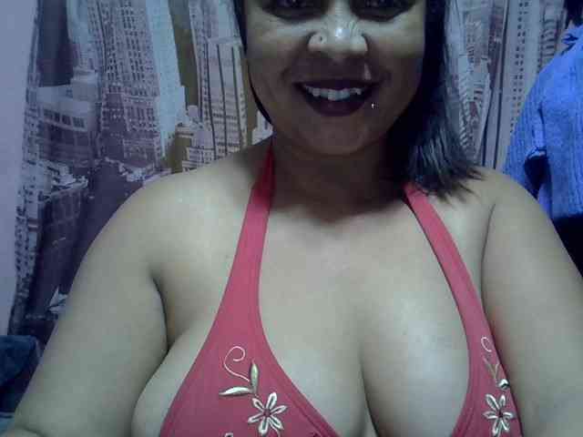 bigass-tits webcam