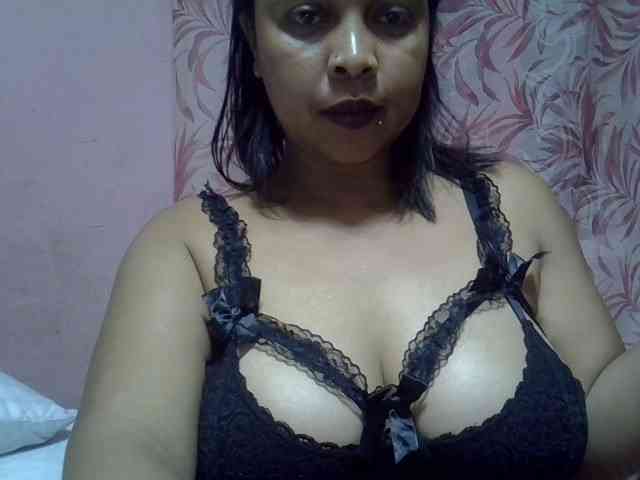 bigass-tits webcam