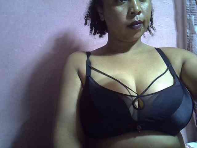 bigass-tits webcam