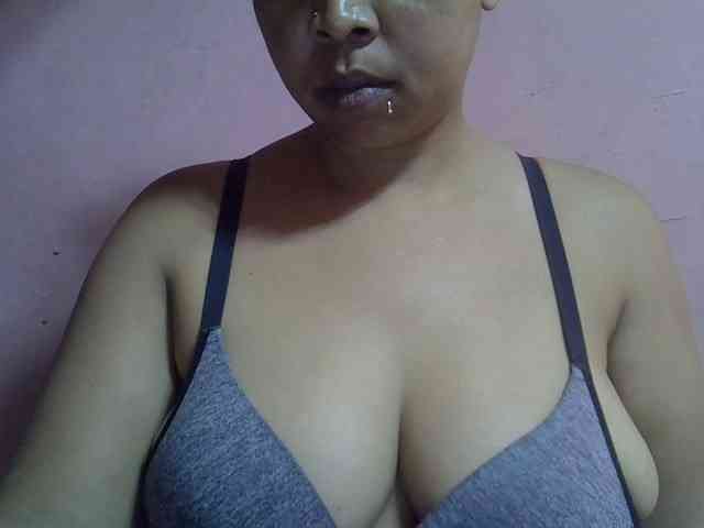 bigass-tits webcam