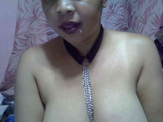 bigass-tits webcam