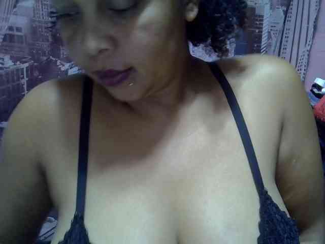 bigass-tits webcam