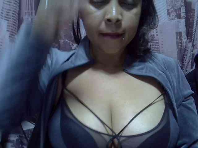 bigass-tits bigass-tits