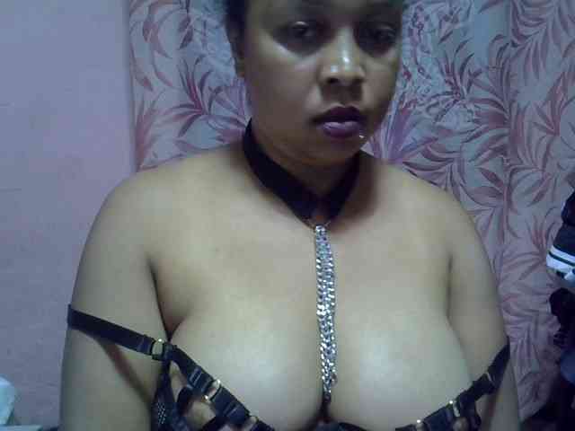 bigass-tits webcam