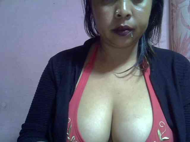 bigass-tits webcam