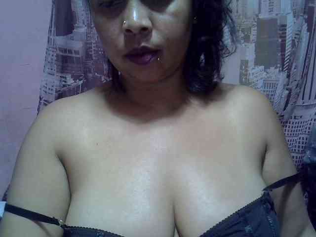 bigass-tits webcam