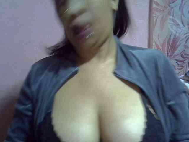 bigass-tits webcam