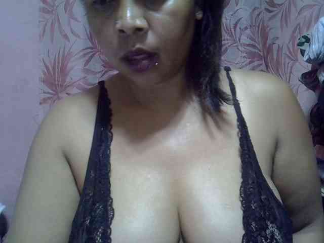 bigass-tits webcam