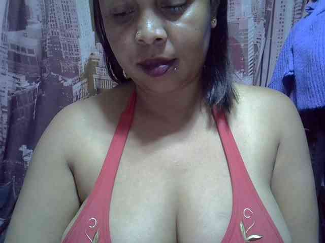 bigass-tits webcam