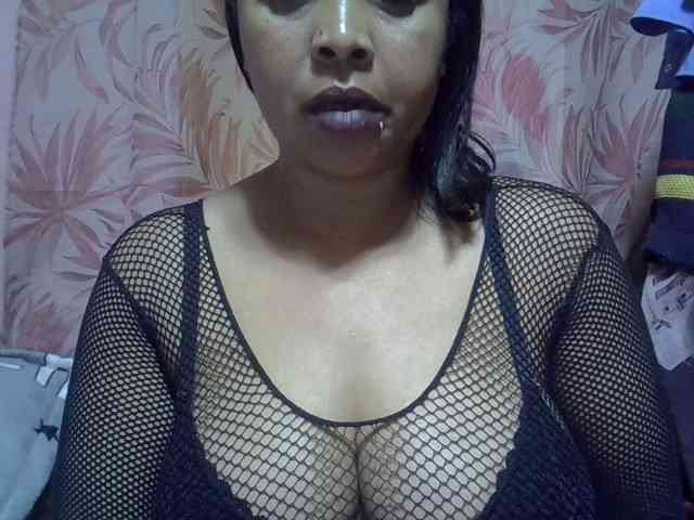 bigass-tits webcam