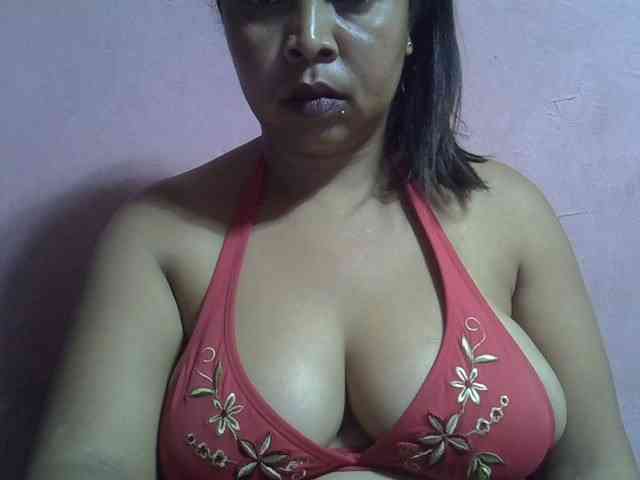 bigass-tits webcam