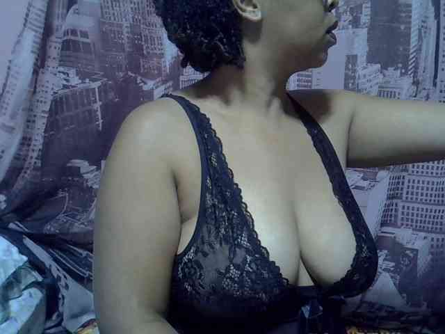 bigass-tits webcam