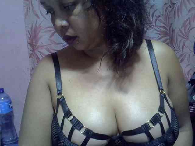 bigass-tits webcam