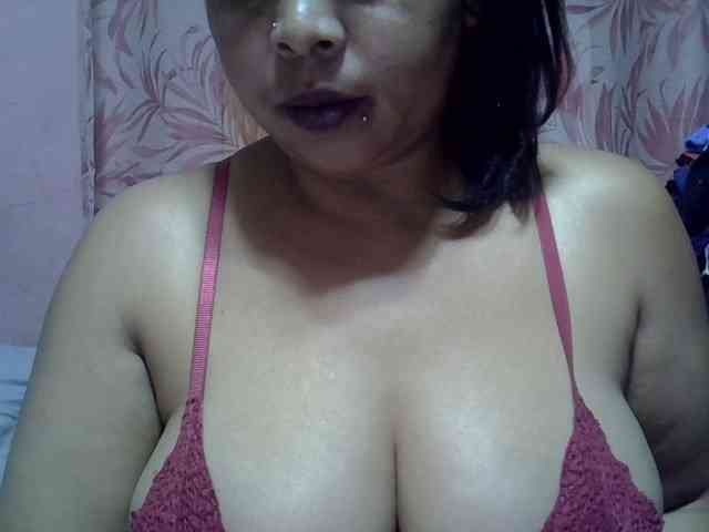 bigass-tits webcam