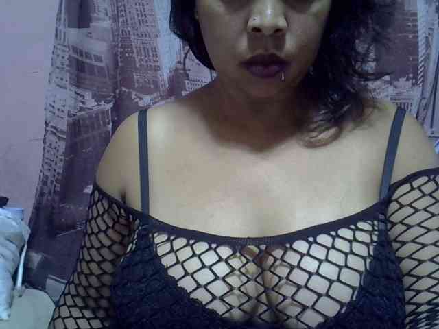 bigass-tits webcam