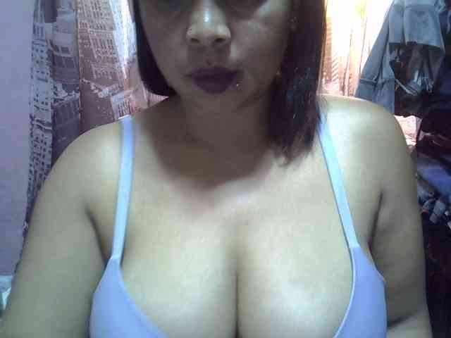 bigass-tits webcam