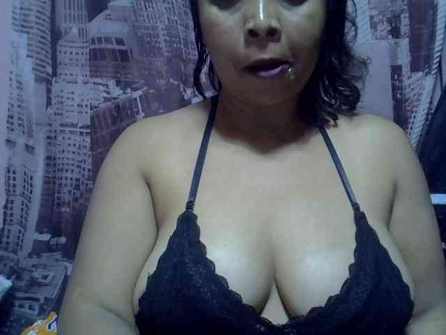 bigass-tits webcam