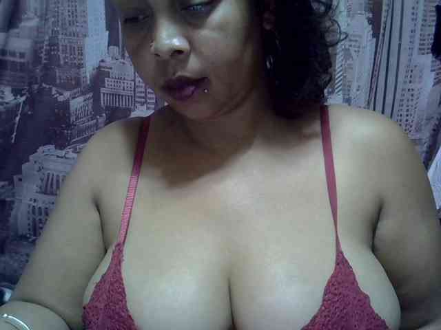 bigass-tits webcam