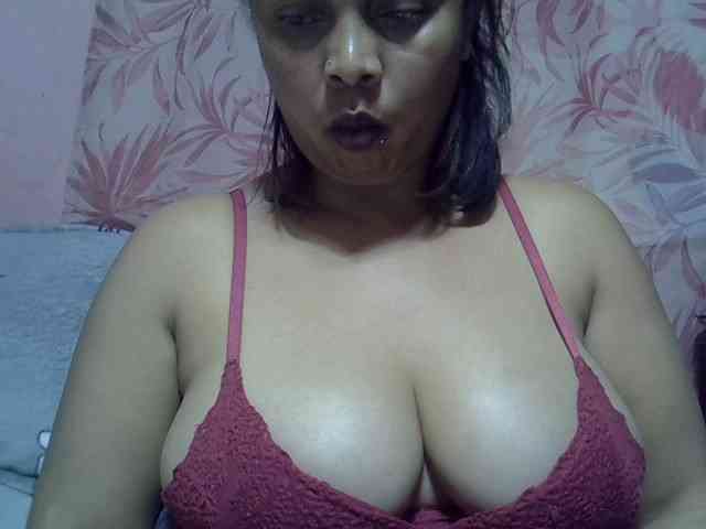 bigass-tits webcam