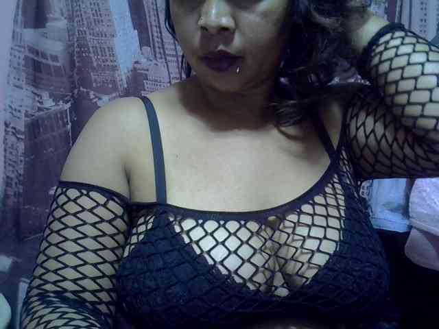 bigass-tits webcam