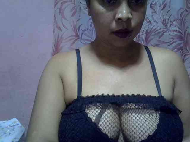 live on cam Bigass-tits
