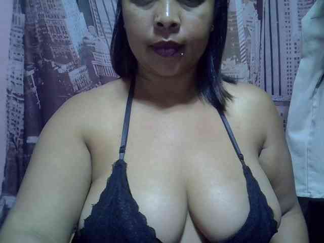 bigass-tits webcam