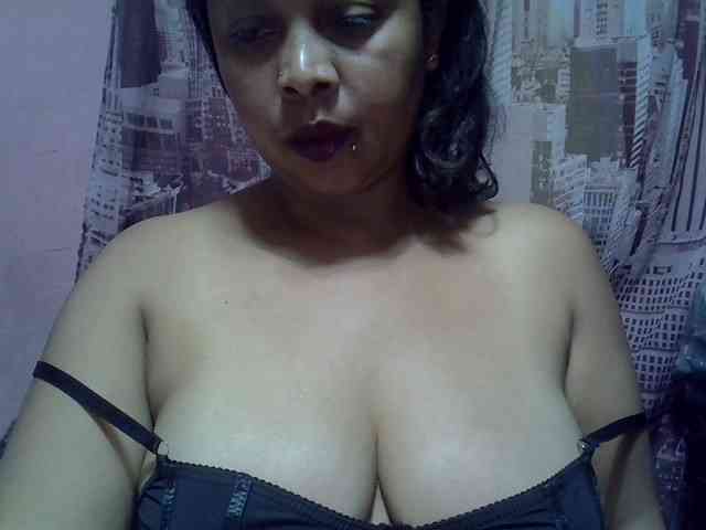 bigass-tits webcam