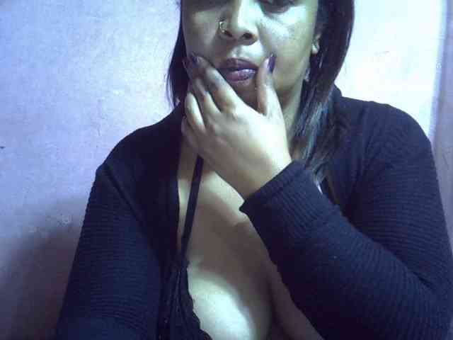 Model: bigass-tits