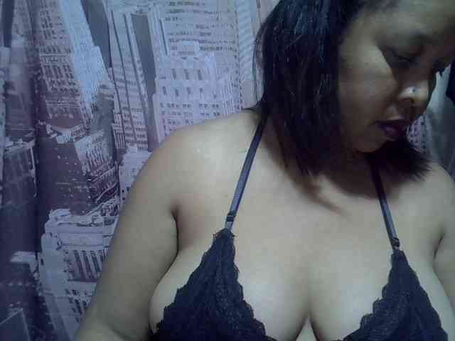 bigass-tits webcam